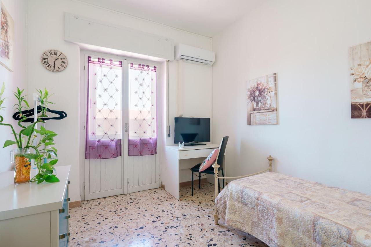 B&B Pothos - Eng Ita - Air Conditioning Wi-Fi Fridge Netflix Local Guide - Aria Condizionata, Frigo, Internet, Guida Locale 칼리아리 외부 사진
