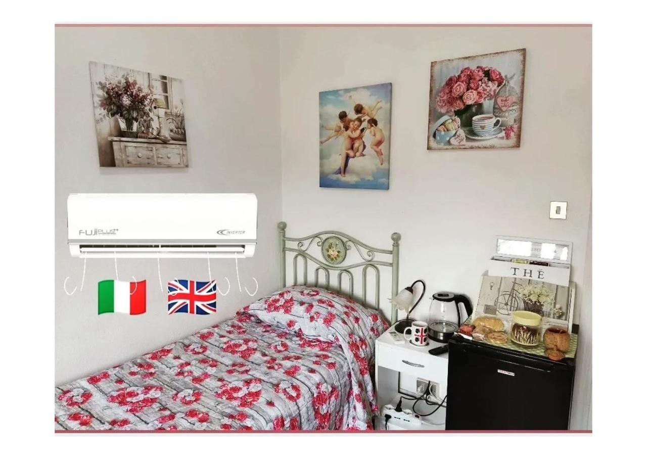 B&B Pothos - Eng Ita - Air Conditioning Wi-Fi Fridge Netflix Local Guide - Aria Condizionata, Frigo, Internet, Guida Locale 칼리아리 외부 사진
