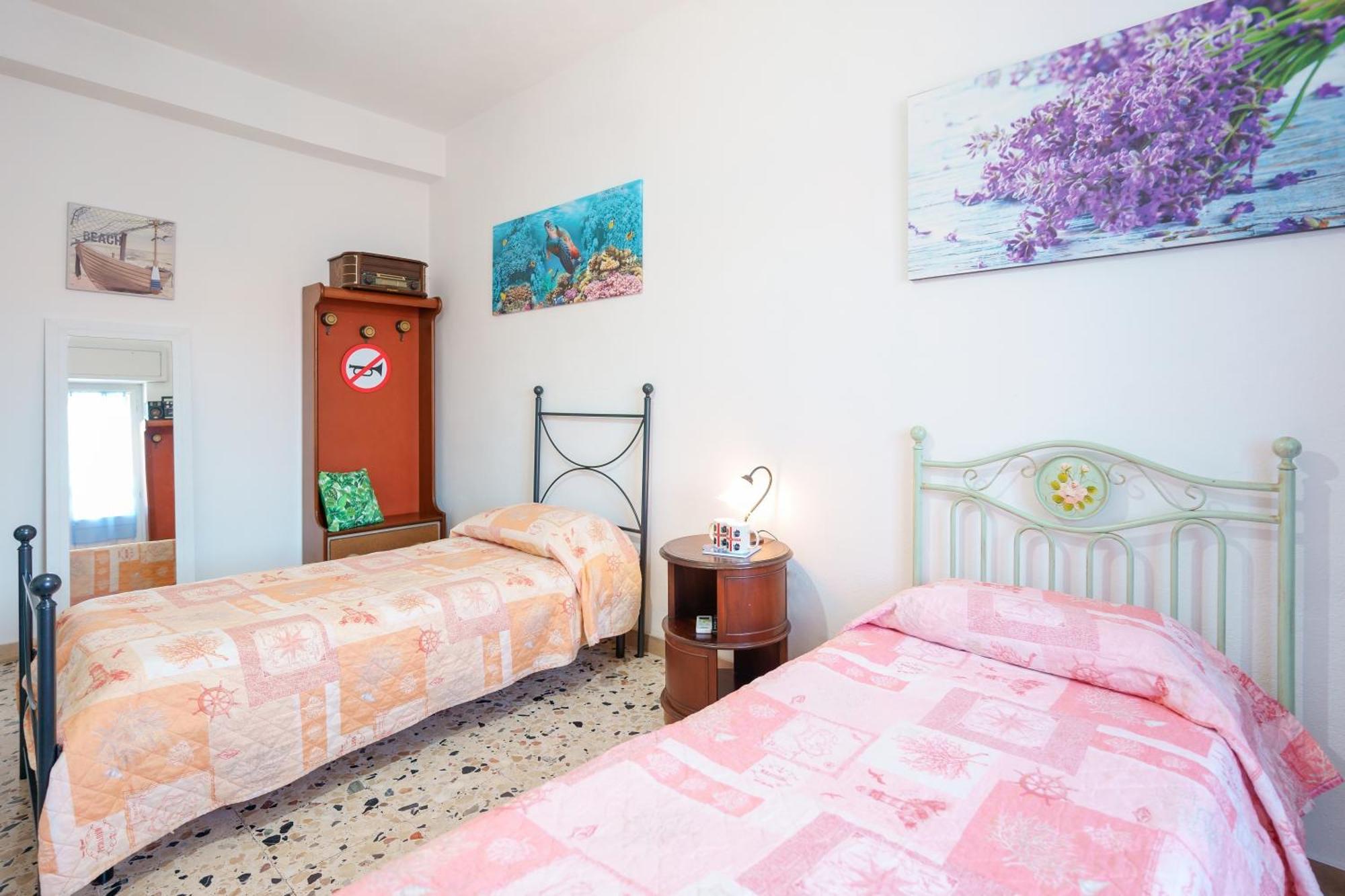 B&B Pothos - Eng Ita - Air Conditioning Wi-Fi Fridge Netflix Local Guide - Aria Condizionata, Frigo, Internet, Guida Locale 칼리아리 외부 사진